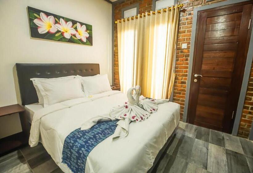 פנסיון The Backyard House