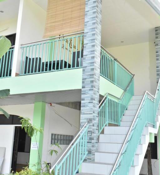 هاستل Charlina Inn Panglao