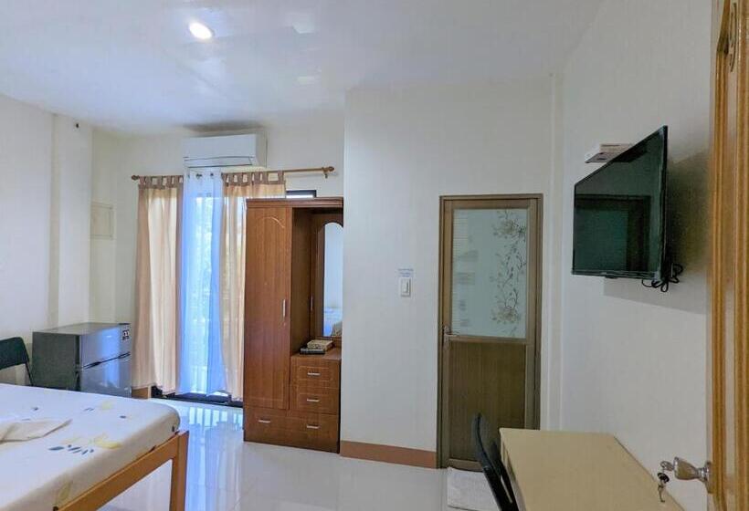 هاستل Charlina Inn Panglao