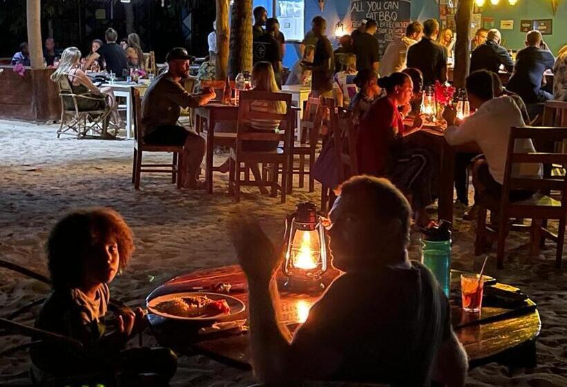 הוסטל Your Zanzibar Place