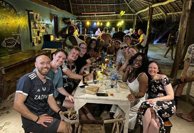 הוסטל Your Zanzibar Place