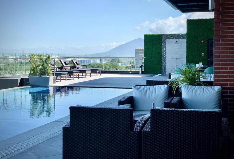 Capitol Hill Hotel And Suites