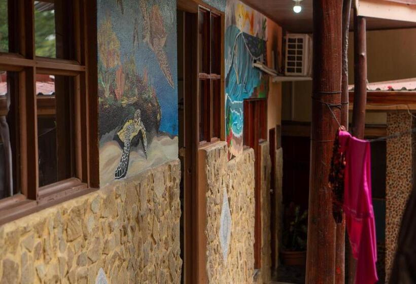 Costa Linda Art Hostel