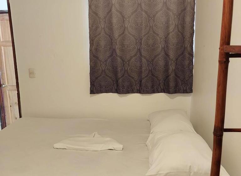 Costa Linda Art Hostel