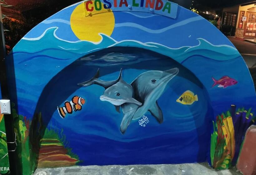 Costa Linda Art Hostel