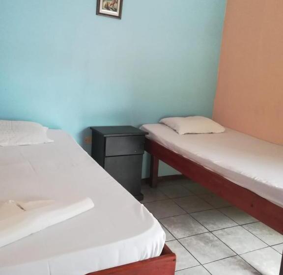 Costa Linda Art Hostel