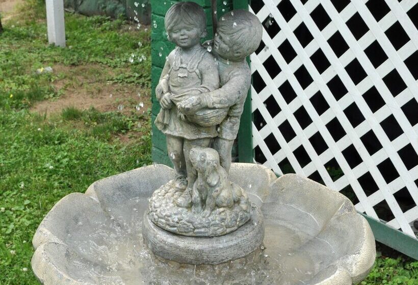 בית מלון כפרי Anne S Washington Inn