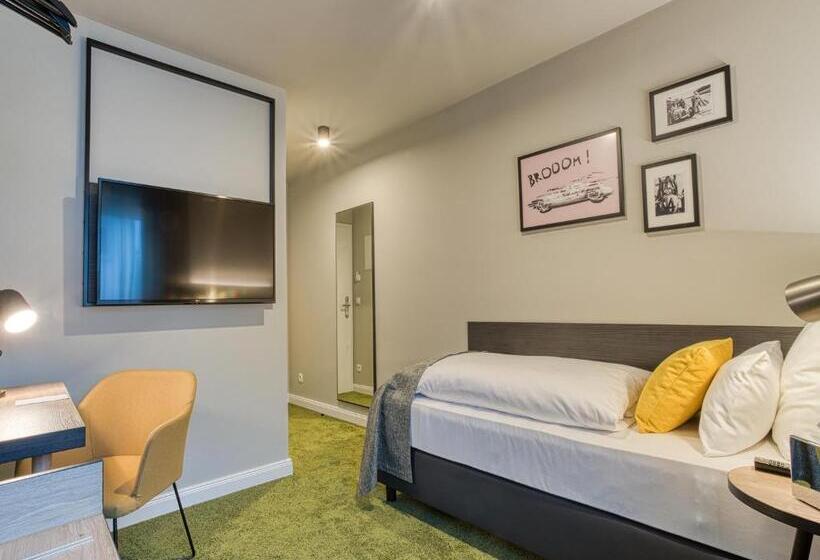 Nyce Hotel Ingolstadt, Trademark Collection By Wyndham