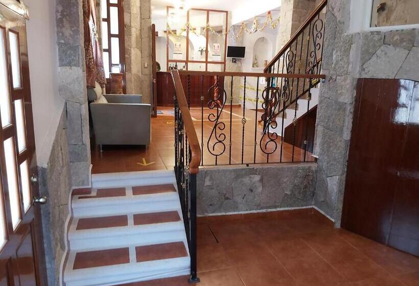 هتل Boutique Tekali Inn