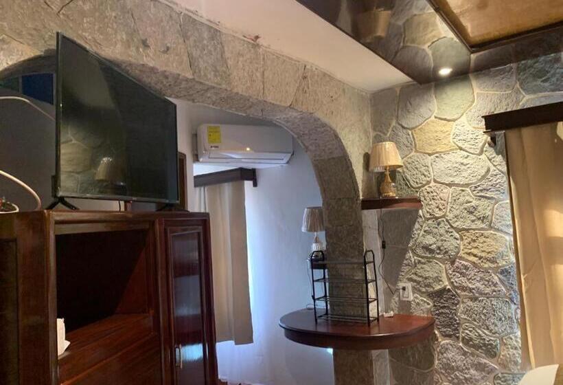 هتل Boutique Tekali Inn