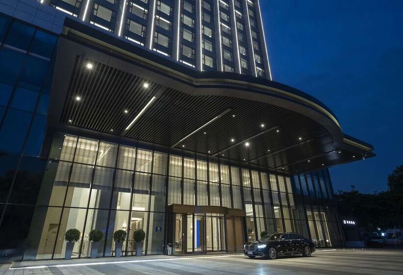 Doubletree By Hilton Shenzhen Nanshan Hotel & Residences