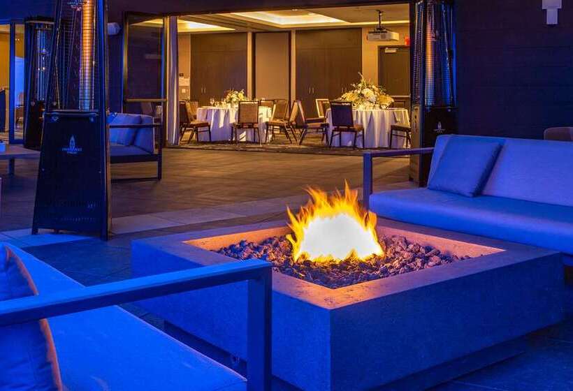 فندق Hilton Garden Inn Redmond Seattle