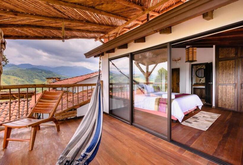 Отель Kawa Mountain Retreat