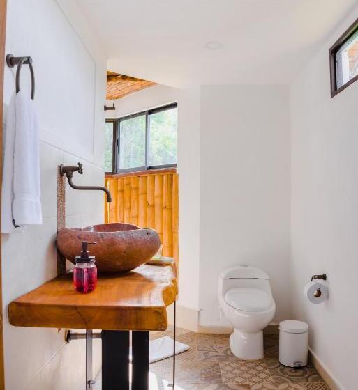 Отель Kawa Mountain Retreat