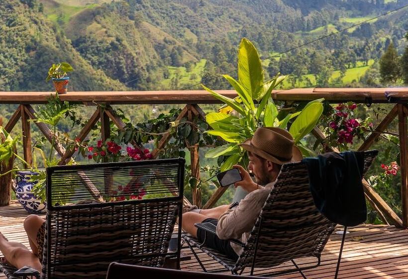 Отель Kawa Mountain Retreat