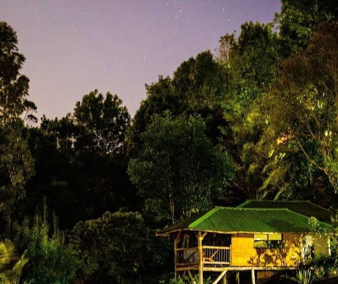 Отель Kawa Mountain Retreat