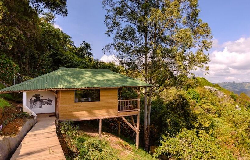 Отель Kawa Mountain Retreat