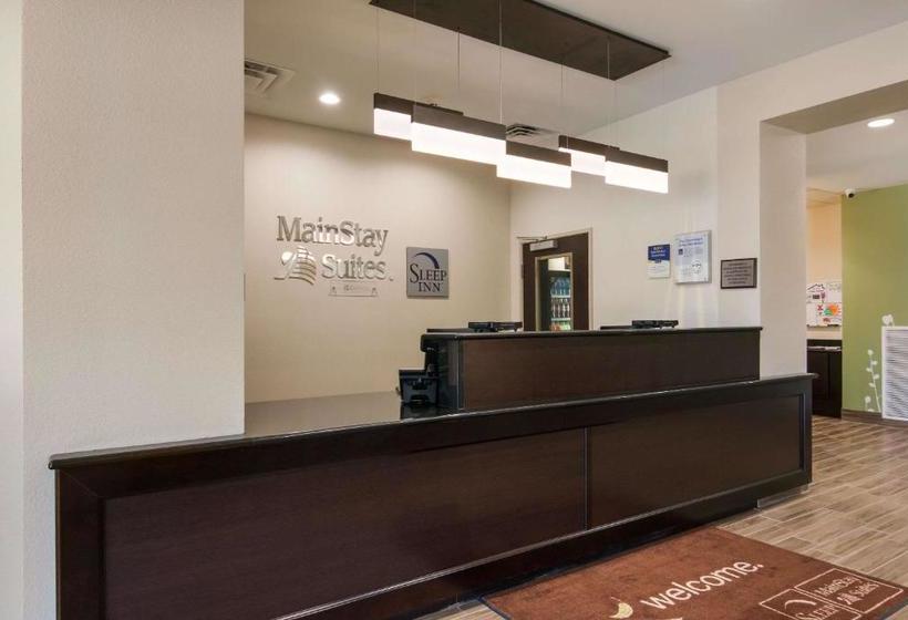 هتل Mainstay Suites East Camden