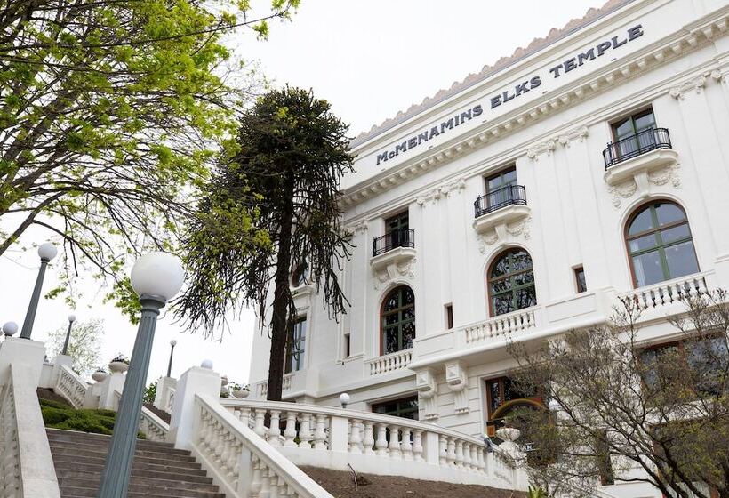 فندق Mcmenamins Elks Temple