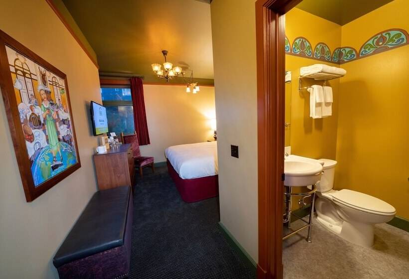 فندق Mcmenamins Elks Temple