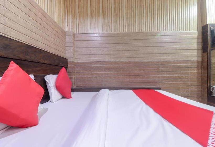 Отель Oyo 67212 Jain S & Isbt Agra