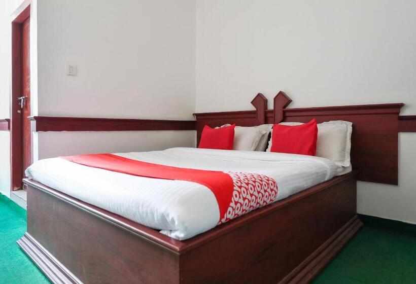 Отель Oyo 67591 Space Park Residency