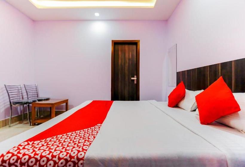 فندق Oyo 67933  Shrinath Bhawan