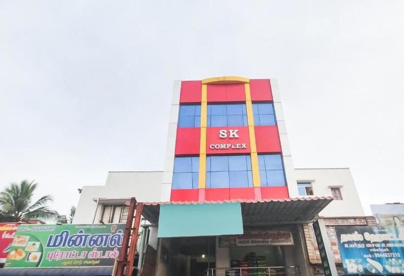 호텔 Oyo 68688 Sk Lodge