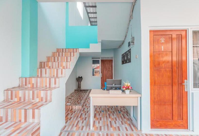 בית מלון כפרי Oyo Life 2445 Gardenia Residence