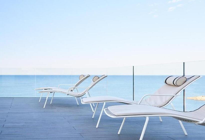 Palace Lido Hotel & Suites