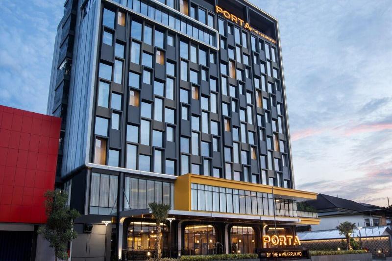 호텔 Porta By Ambarrukmo