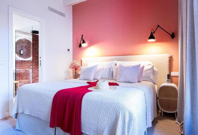 هتل Samaritana Suites