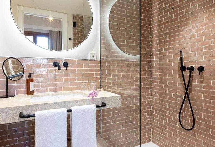 هتل Samaritana Suites