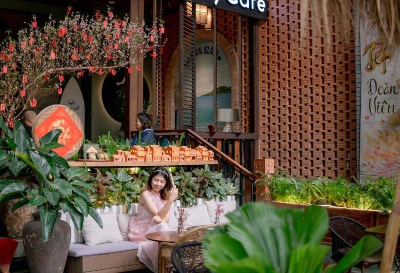 Seahorse Tropical Da Nang Hotel By Haviland