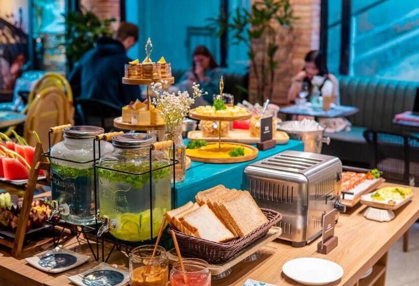 Seahorse Tropical Da Nang Hotel By Haviland