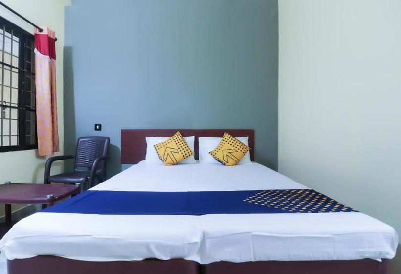 酒店 Vaccinated Staff Spot On 67156 Malang Lodge