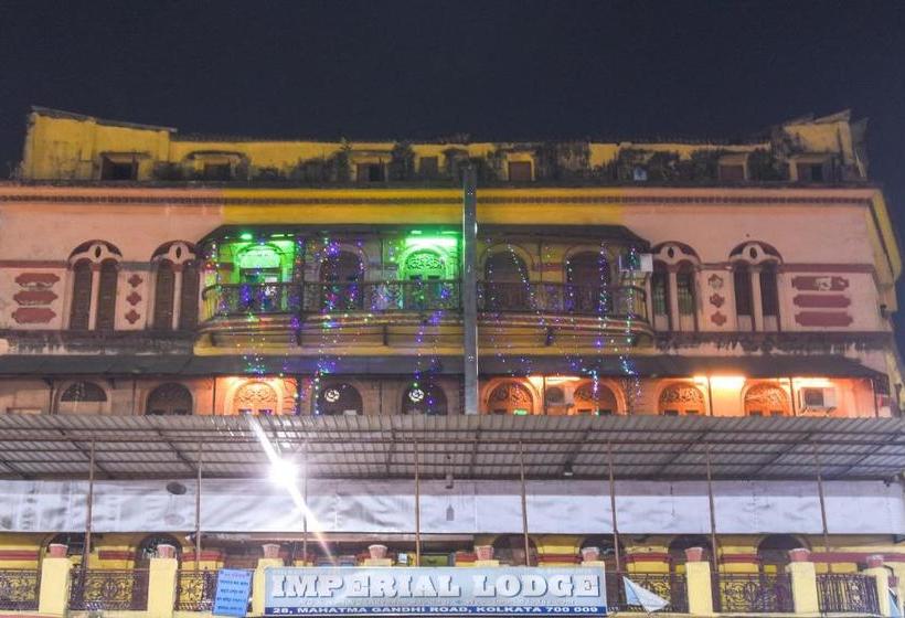 هتل Spot On 67255 Imperial Lodge