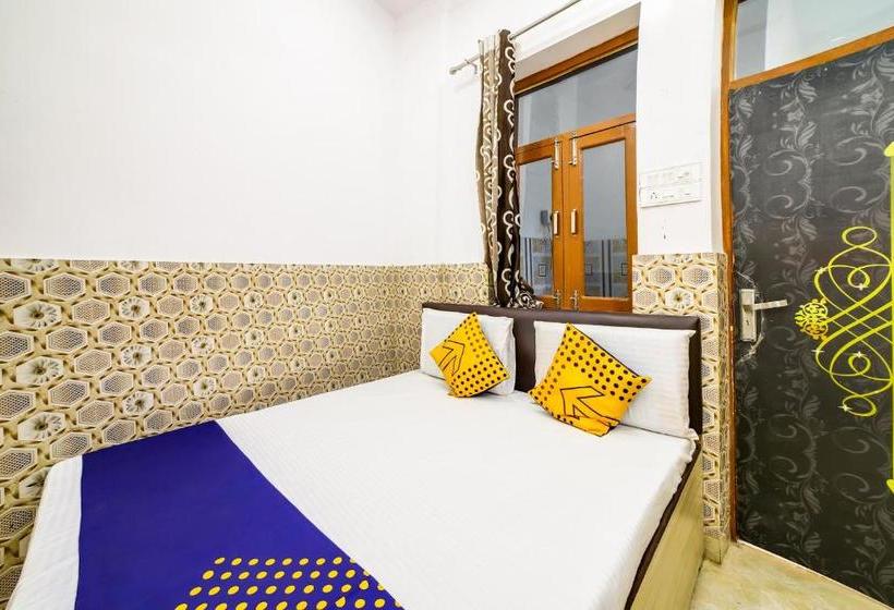 ホテル Spot On 68507  Blue Star