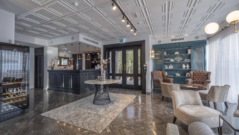 هتل Vivid Blue Serenity Resort