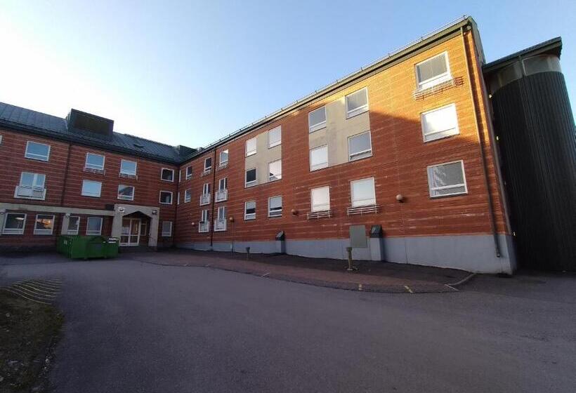 Отель West Side