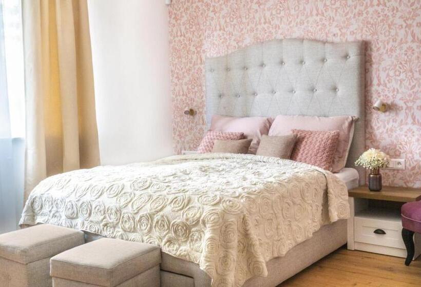 پانسیون Casa Perla