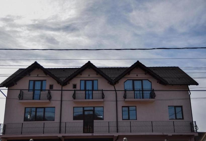 بنسيون New House