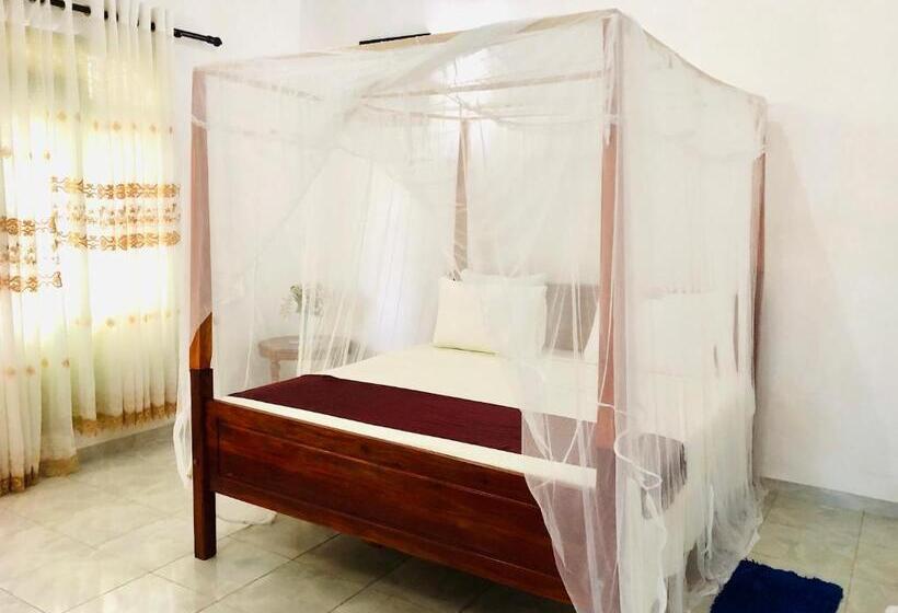 Пансион Villa Jasmine Hikkaduwa