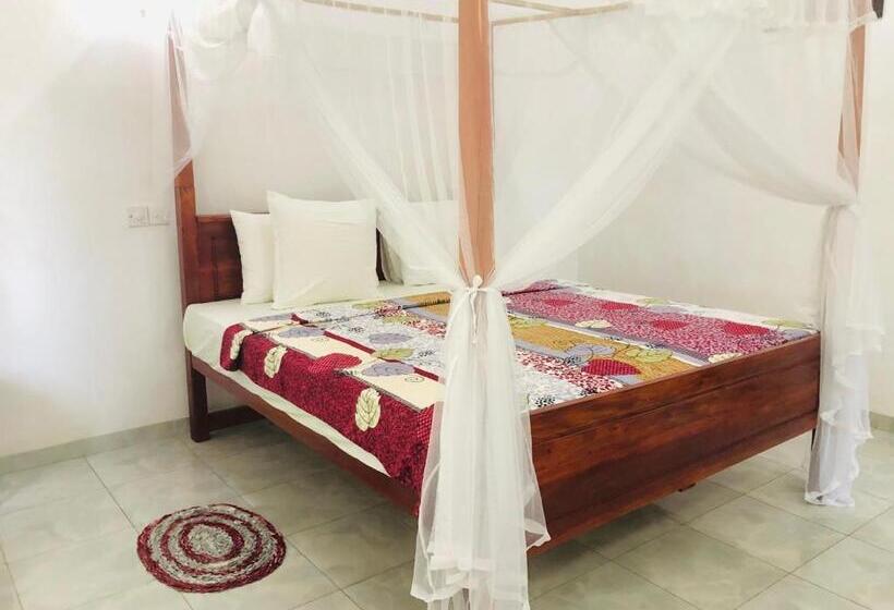 Пансион Villa Jasmine Hikkaduwa