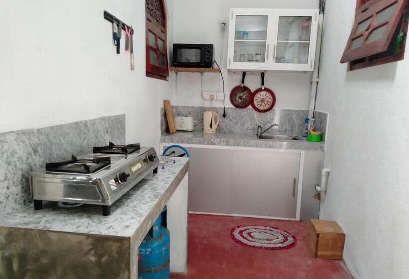 Пансион Villa Jasmine Hikkaduwa