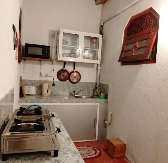 Пансион Villa Jasmine Hikkaduwa