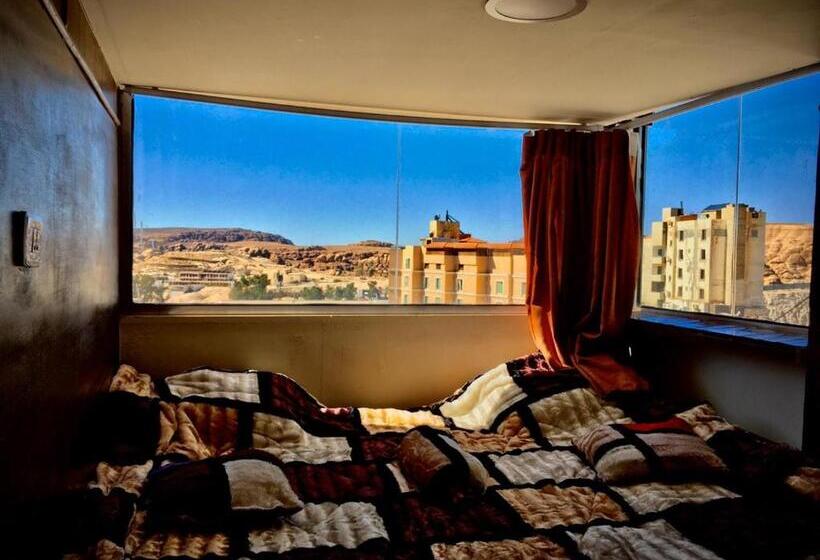 Petra Cabin Hostel