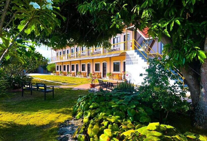 استراحتگاه La Plumerias