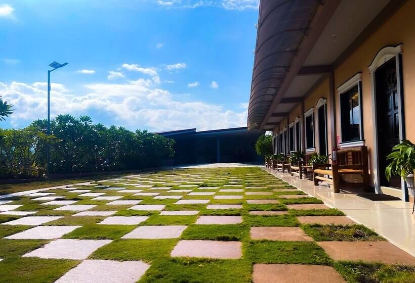 استراحتگاه La Plumerias