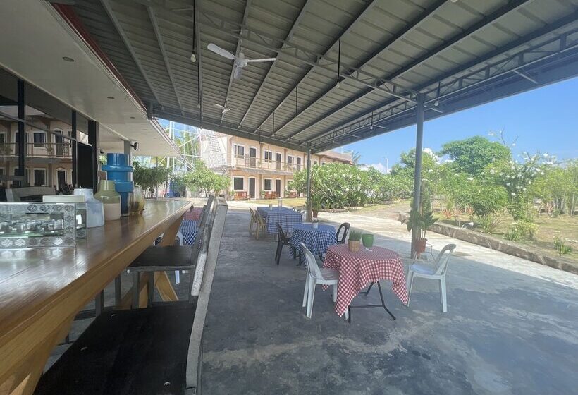 استراحتگاه La Plumerias